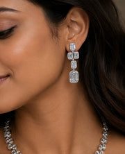 Elora Emerald Earrings