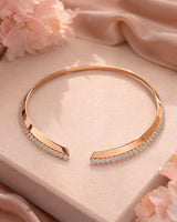 Imperial Pear-drop Neckband