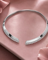Imperial Pear-drop Neckband